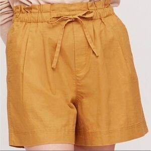 Uniqlo Linen Cotton Women's Paperbag Waist Shorts